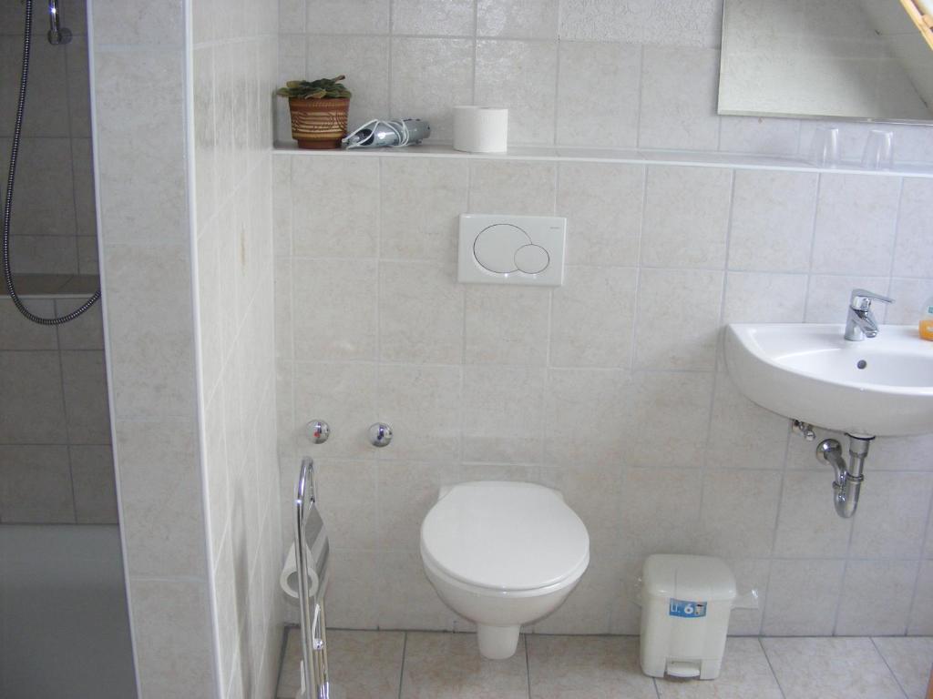 Zum Achten Himmel Klotten Zimmer foto
